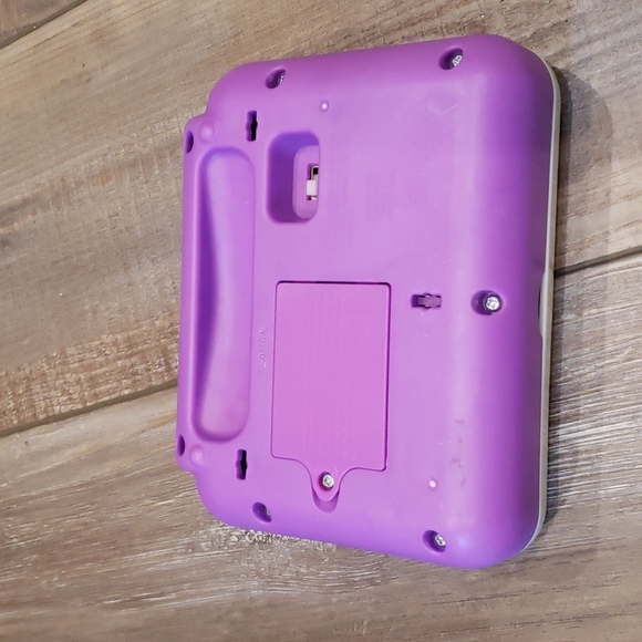 Fisher Price purple and white electronic "laptop" learning toy - Picture 6 of 7